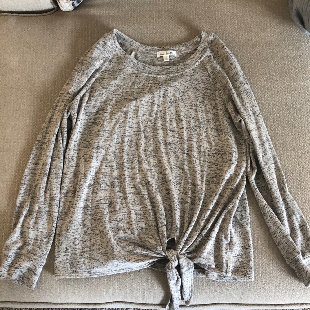 Super soft and light side tie sweater. Worn once!